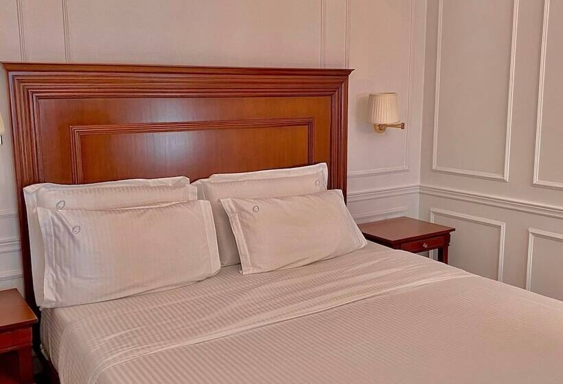 בית מלון כפרי Opera