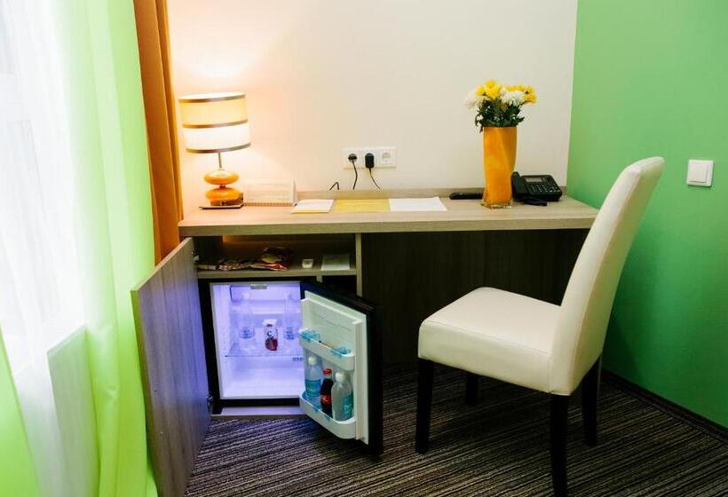 هتل Optima Vinnytsia