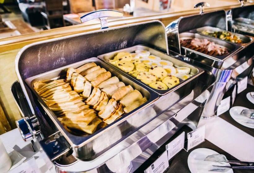 هتل Optima Vinnytsia