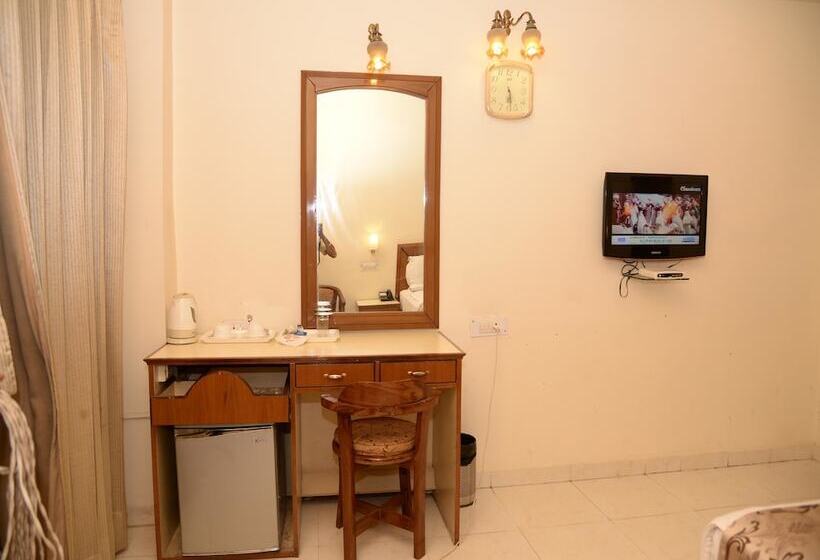 酒店 Oyo Premium Mall Road Bathinda