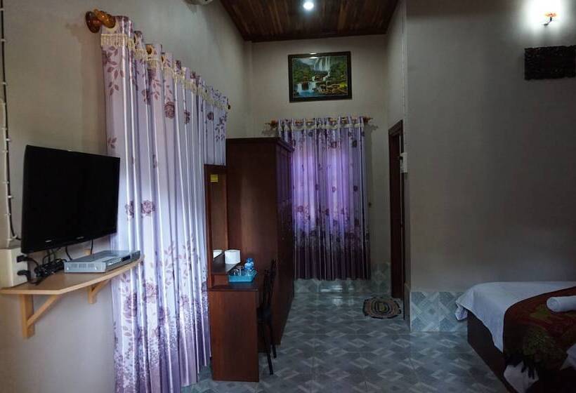 Отель Phetphaylin