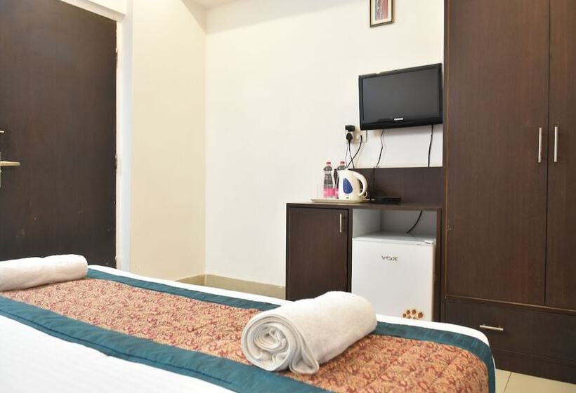 Отель Port View