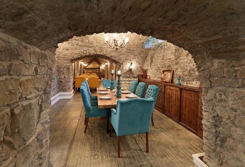 Отель Regal 1880