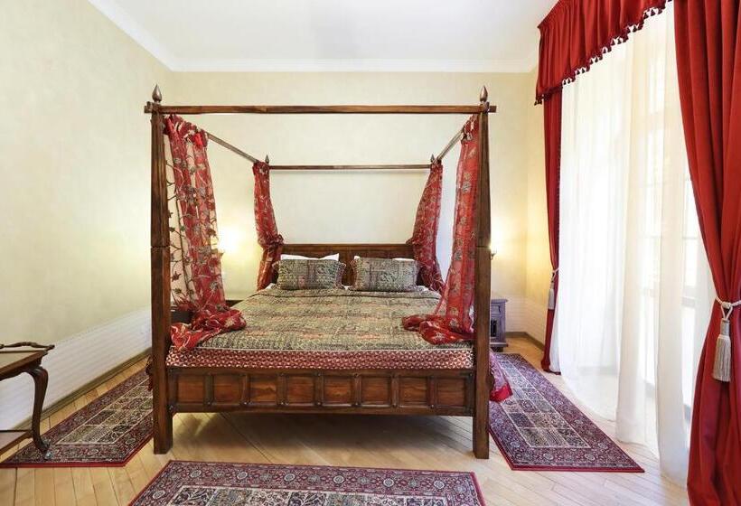 Отель Regal 1880