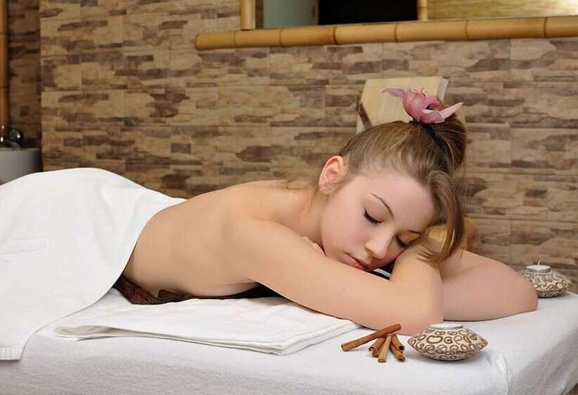 فندق Royal Beach