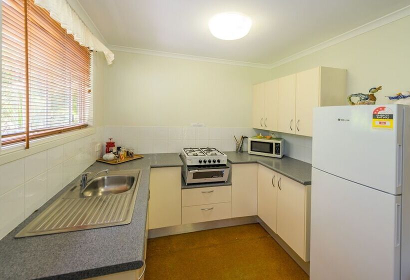 酒店 Safety Beach Ocean Bungalows