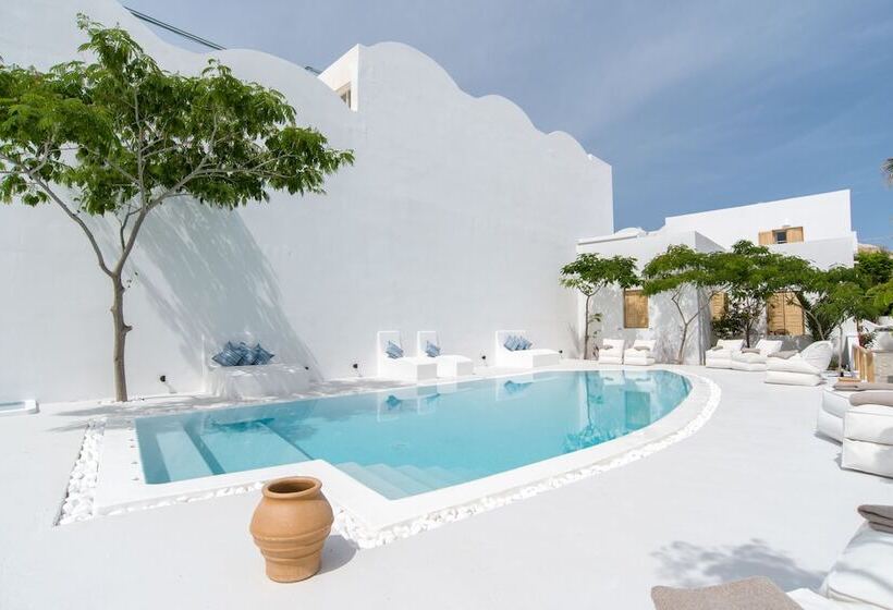 호텔 Santorini Crystal Blue Boutique