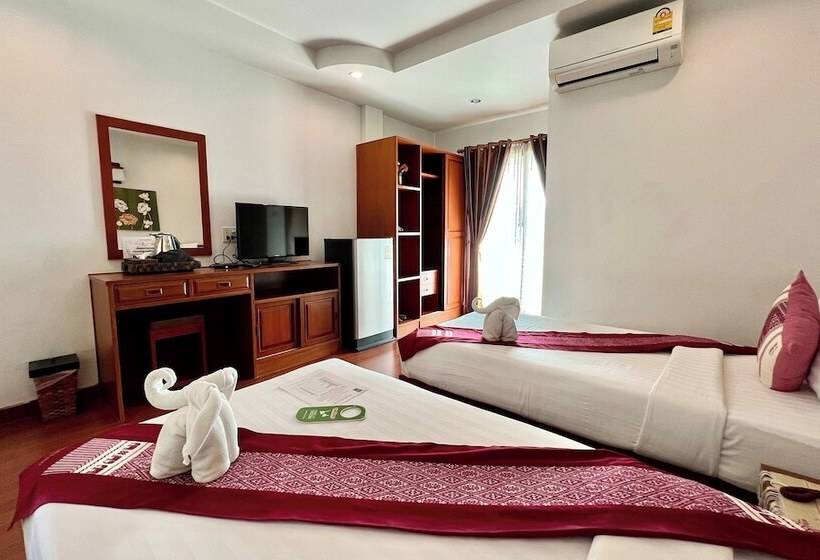 Отель Sawadeelanna