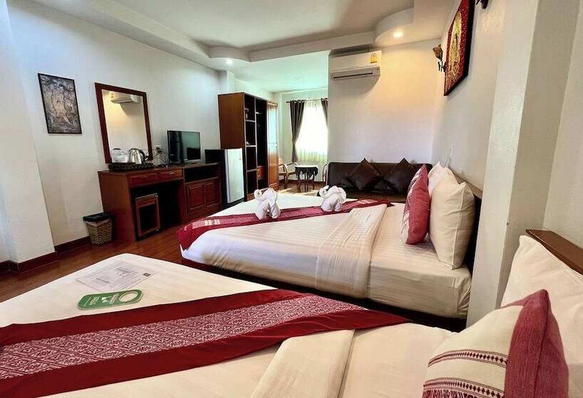 Отель Sawadeelanna