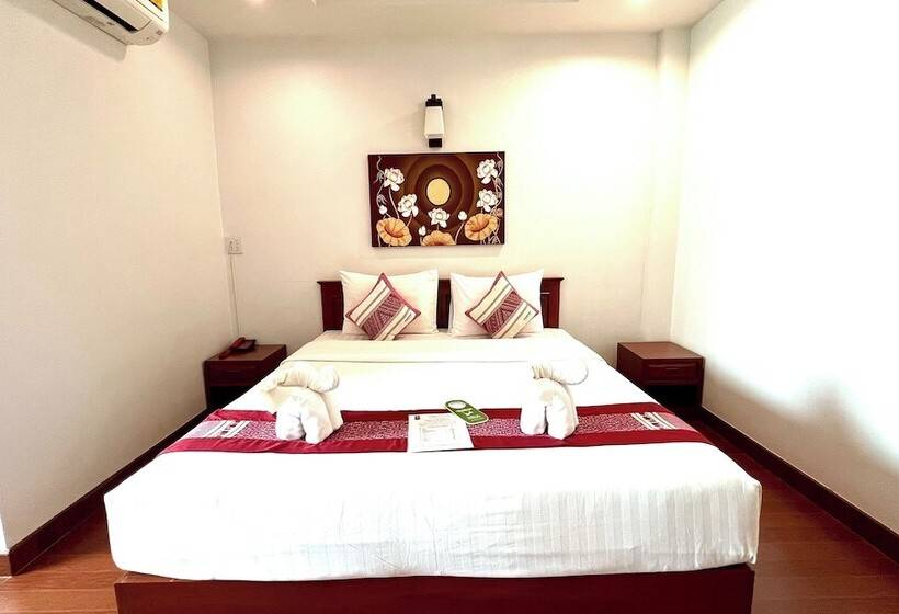 Отель Sawadeelanna