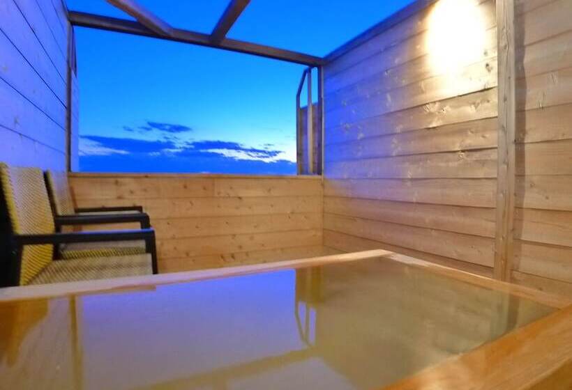 בית מלון כפרי Shin Makomo