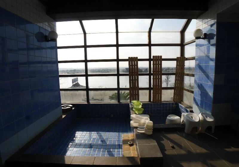 בית מלון כפרי Shin Makomo