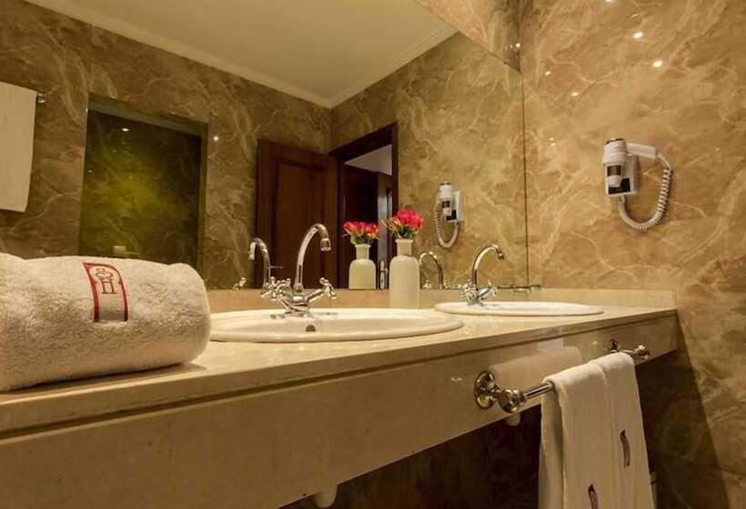 Отель Soundouss