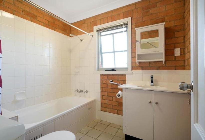 בית מלון כפרי The Beach Retreat Eden