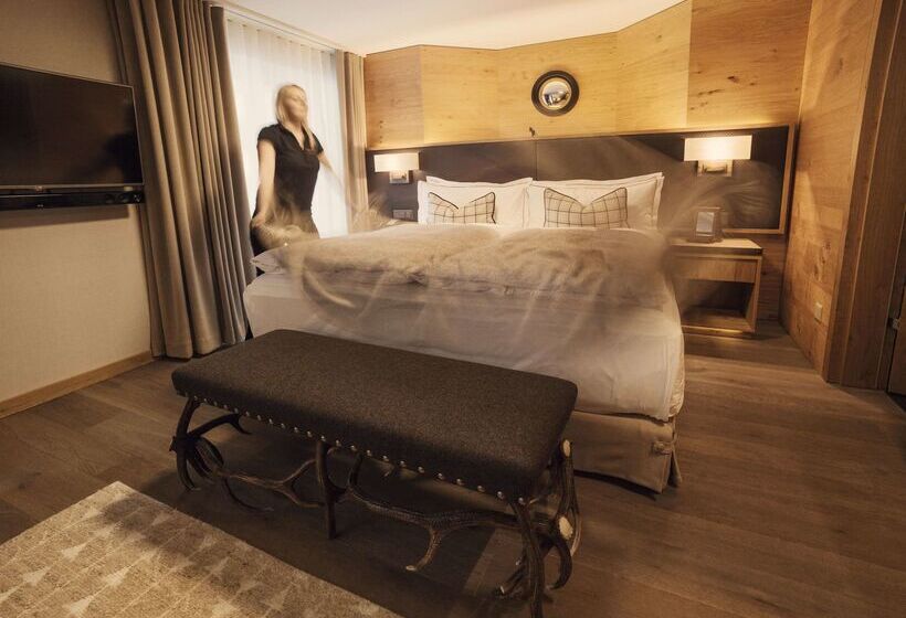 فندق The Capra Saasfee