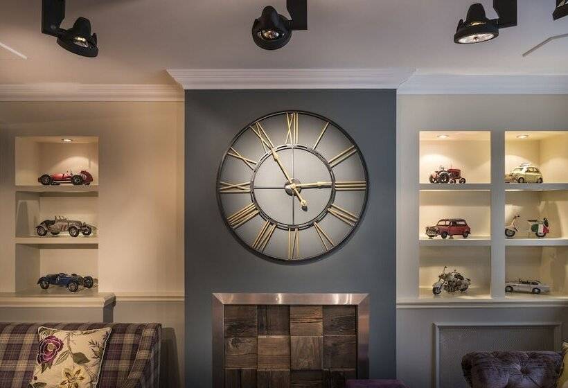 The Golden Lion Hotel, St Ives, Cambridgeshire