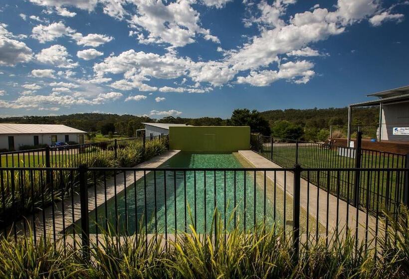 בית מלון כפרי Tonic