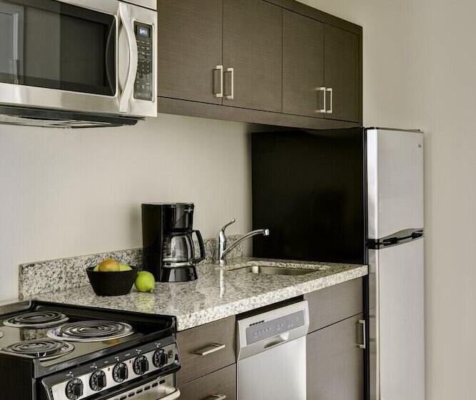 فندق Towneplace Suites By Marriott Ames