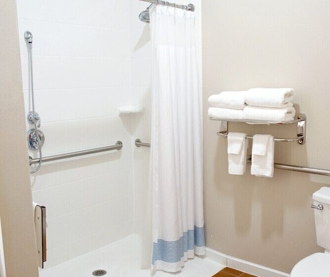 فندق Towneplace Suites By Marriott Ames