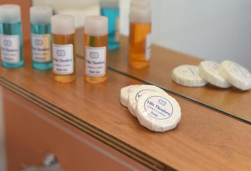 בית מלון כפרי Villa Theodora