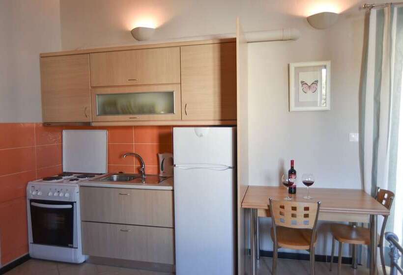 בית מלון כפרי Villa Theodora