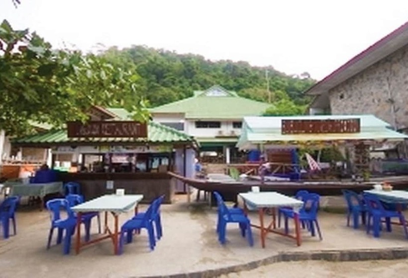 Отель White Sand Beach Resort