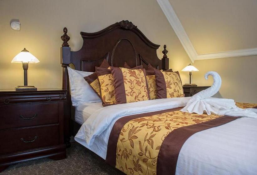 Отель Winter & Summer Resort