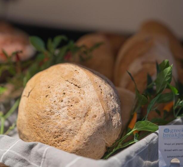 בית מלון כפרי Zoe Seaside Resort