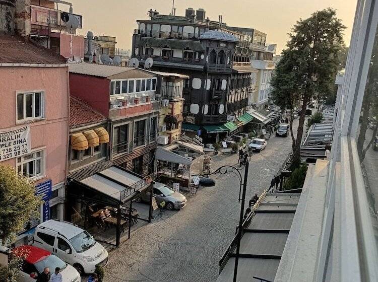هاستل Istanbul Hotel&guesthouse