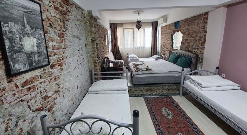 هاستل Istanbul Hotel&guesthouse