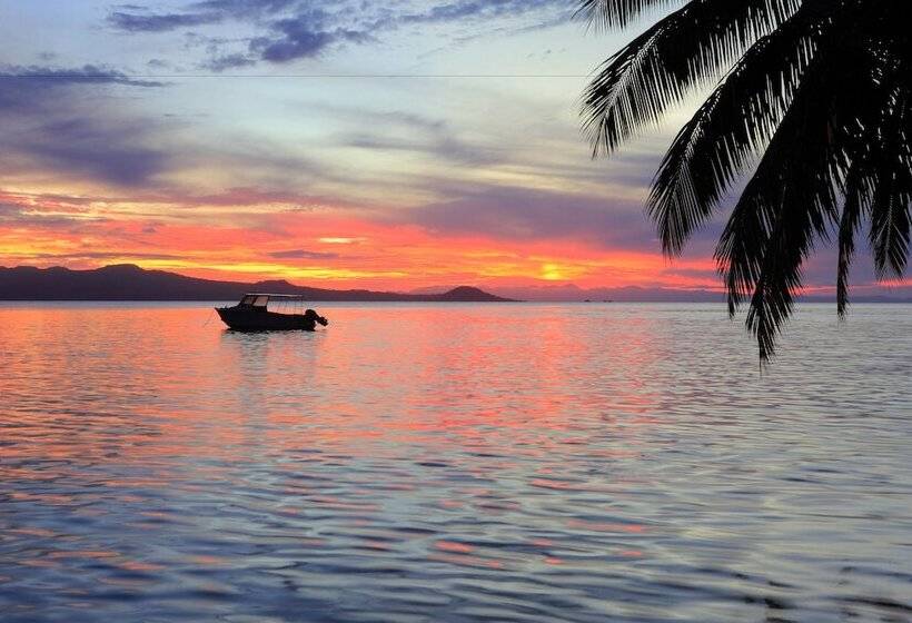 Matangi Private Island Resort