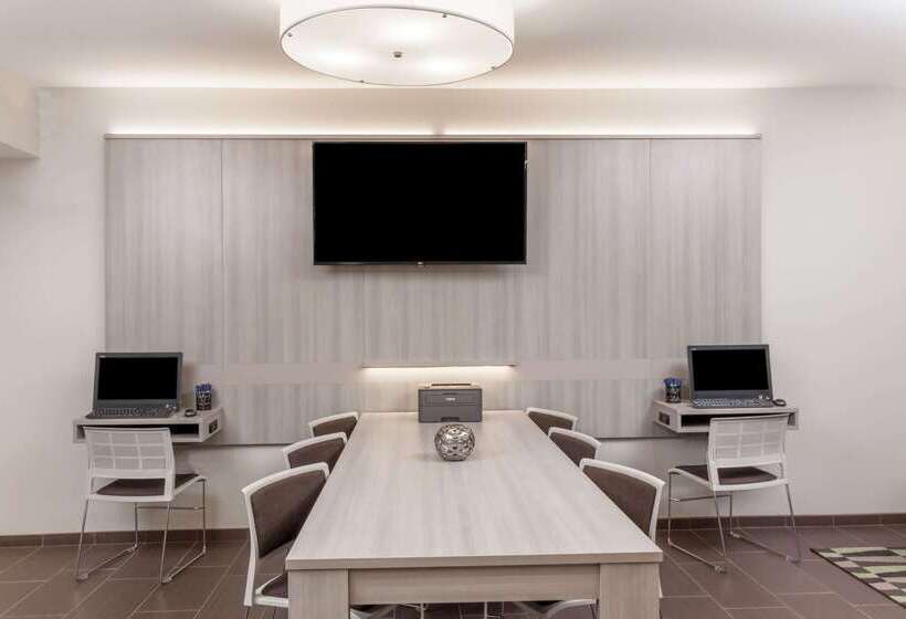 Microtel Inn & Suites By Wyndham West Fargo Near Medical Center