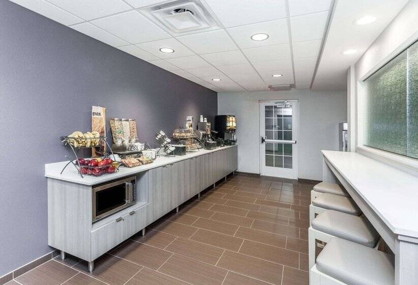 Microtel Inn & Suites By Wyndham West Fargo Near Medical Center