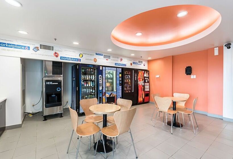 Motel 6 Moosomin, Sk