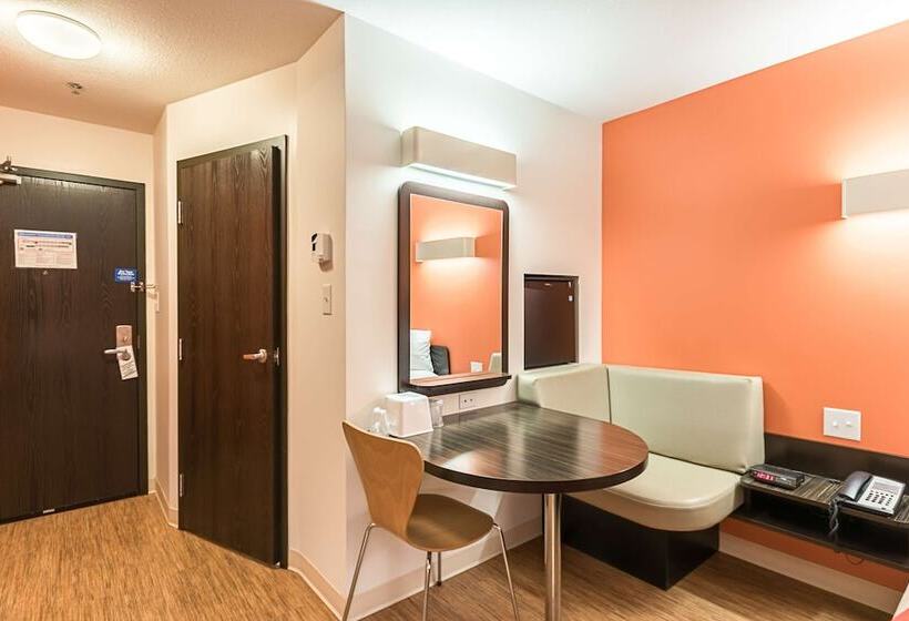 Motel 6 Moosomin, Sk