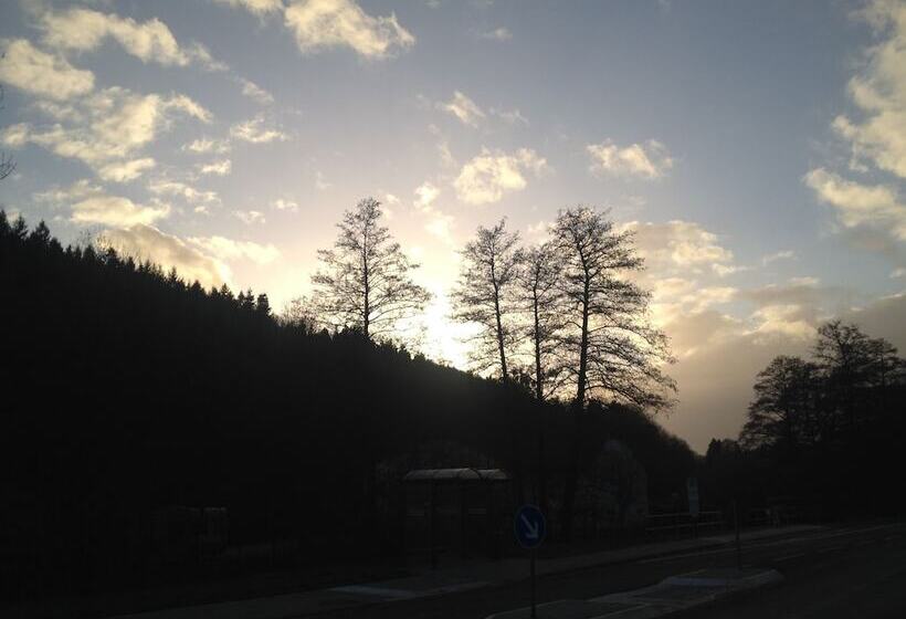 酒店 Landgasthof Zum Taunus