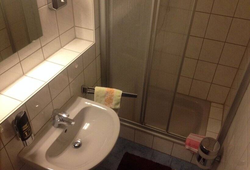 酒店 Landgasthof Zum Taunus