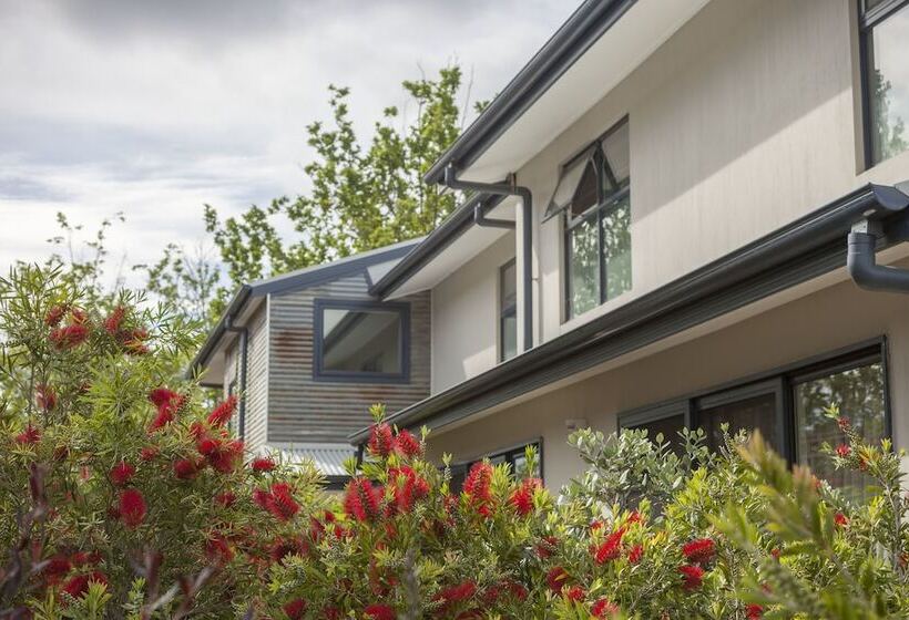 One Of A Kind Apartments