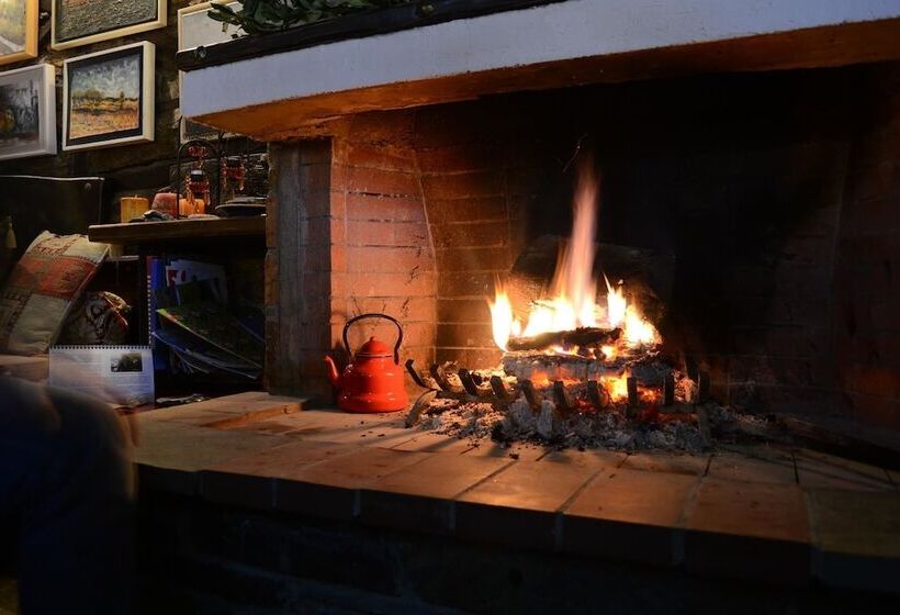 ペンション Apalni Cottage