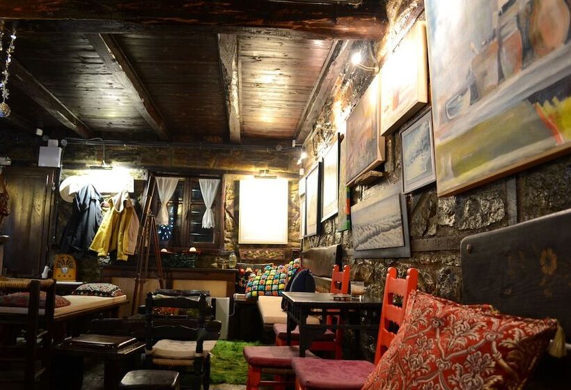 ペンション Apalni Cottage