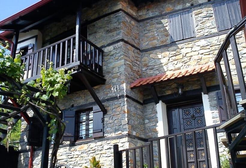 膳宿费 Apalni Cottage