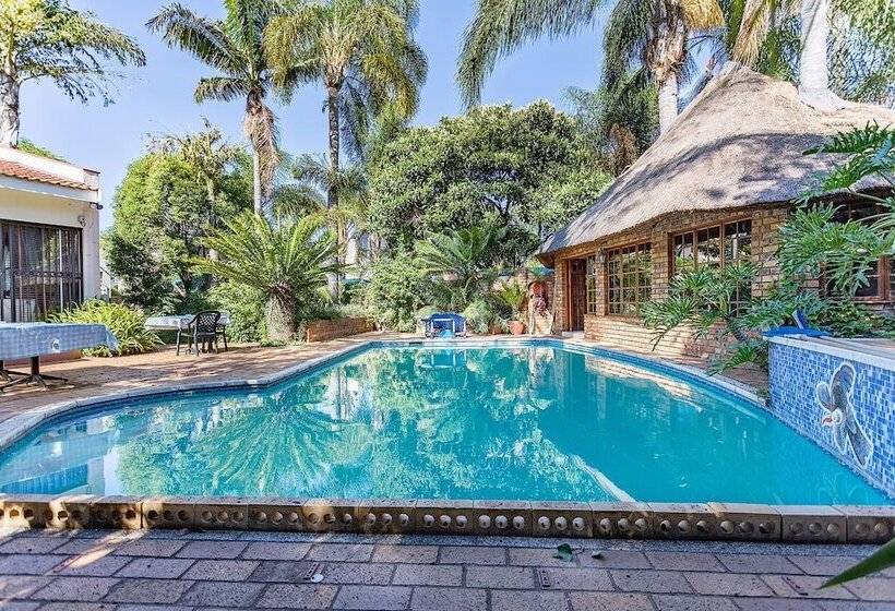 פנסיון Bay Tree Guest House