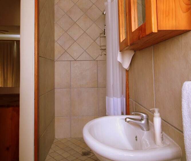 بنسيون Baywatch Guest House