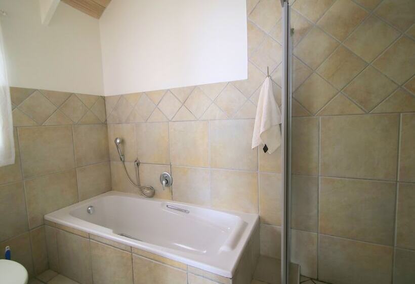 بنسيون Baywatch Guest House