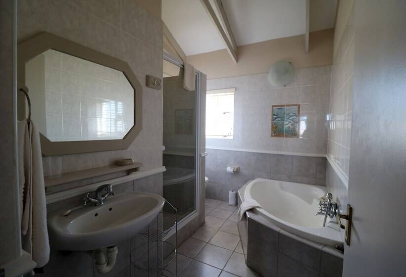 بنسيون Baywatch Guest House