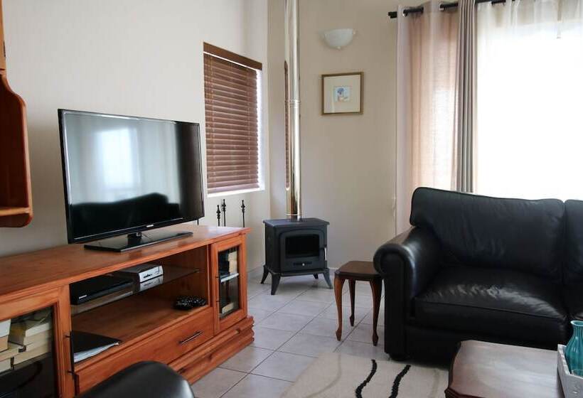 بنسيون Baywatch Guest House