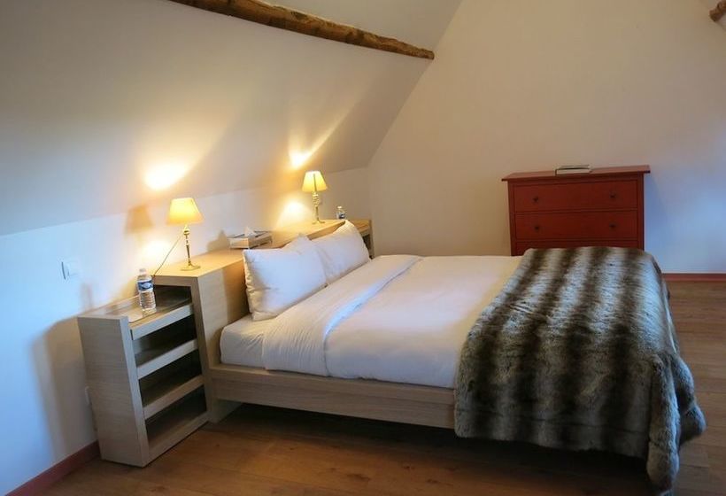 بنسيون Château De Bouelles