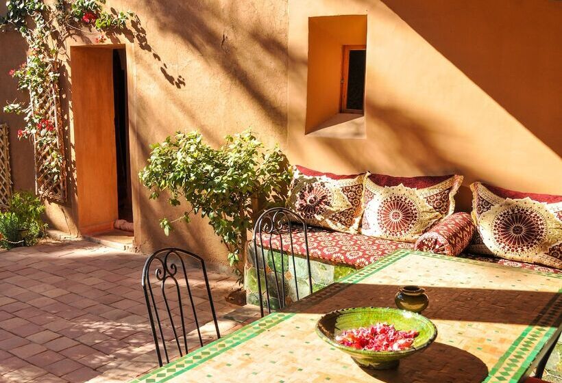 بنسيون Dar Sofar