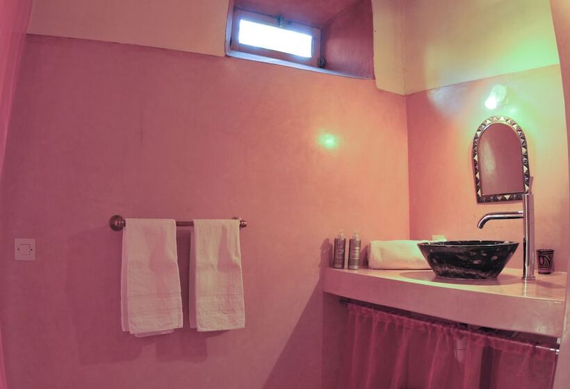 بنسيون Dar Sofar