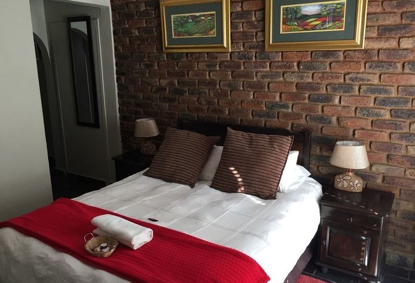 Пансион Travellers Nest Guesthouse